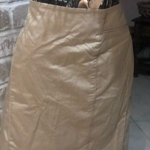 NWT- NY&CO size 18 khaki/tan Pencil Skirt